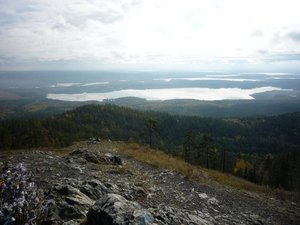 Сугомак: пещера, гора, озеро