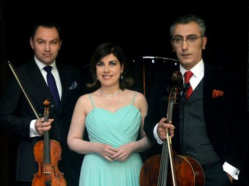 Тюменский филармонический оркестр и Трио им. Хачатуряна