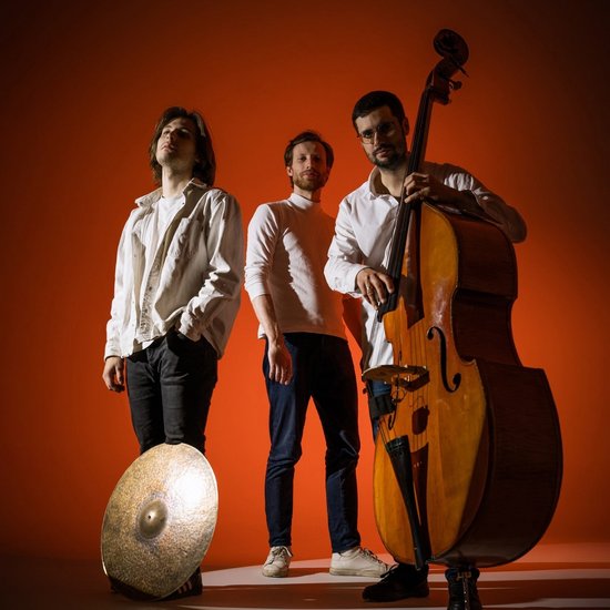 Illo.Trio
