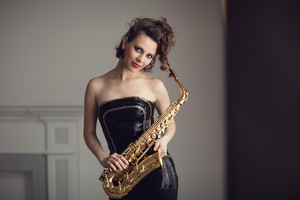 И голос мой — уже твой стих