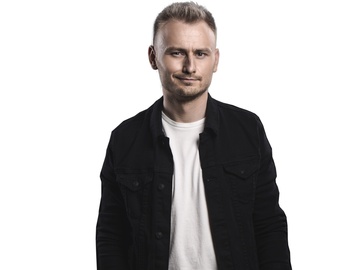 Женя Синяков