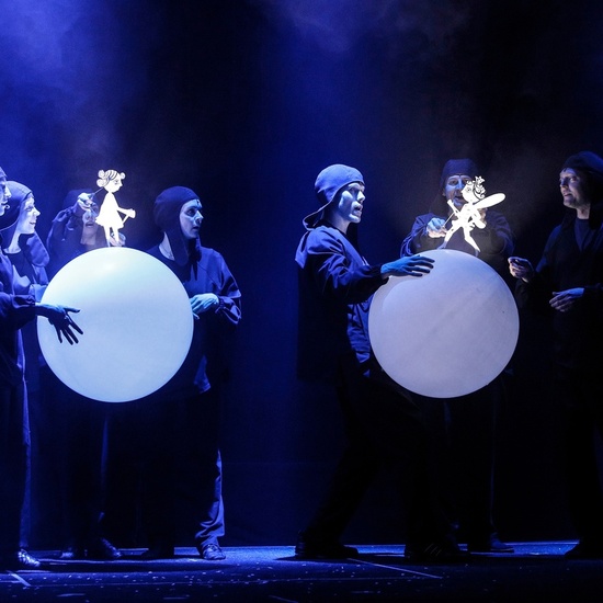 Дюймовочка