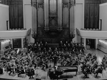 Оркестр CAGMO. Симфония МТВ при свечах