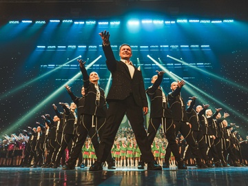 Танцуют все! Летнее шоу театра «Европа»