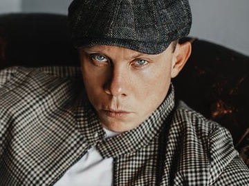 Нигатив c ансамблем