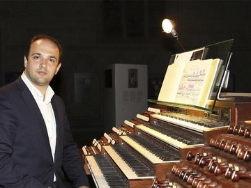Тарас Багинец (орган, Россия)