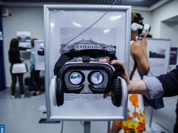 Передвижная VR-выставка «72VR»